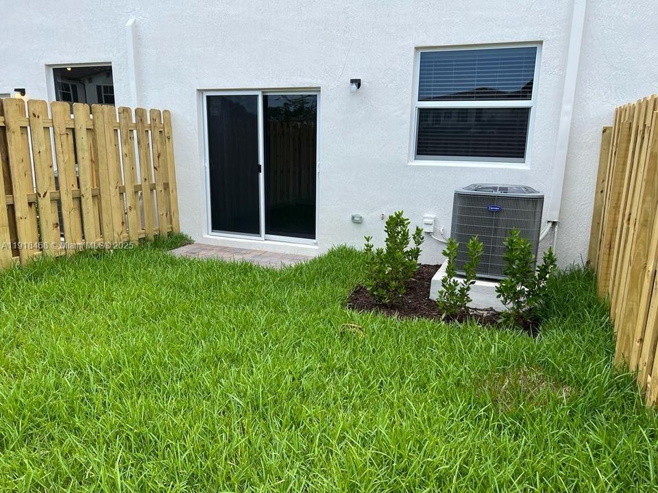 For Rent: $2,850 (3 beds, 2 baths, 0 Square Feet)