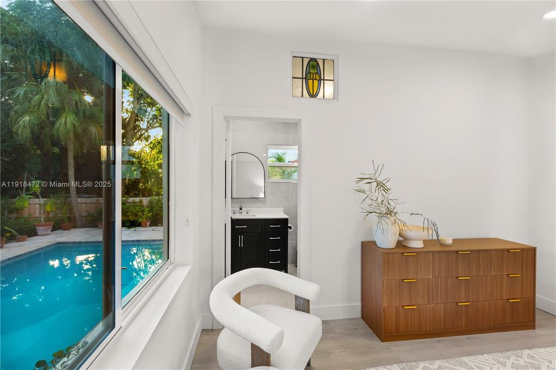 En Venta: $2,198,000 (3 camas, 3 baños, 1978 Pies cuadrados)