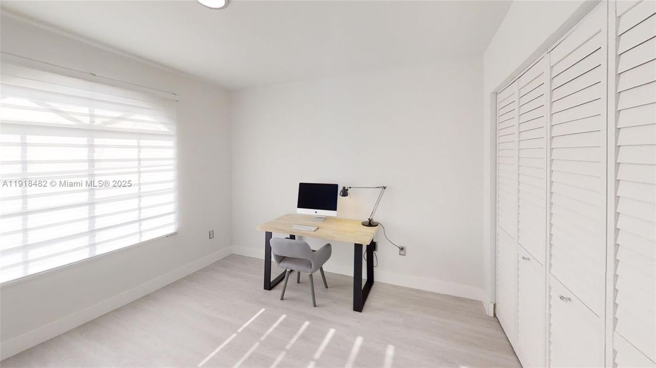 En Renta: $4,400 (3 camas, 2 baños, 1700 Pies cuadrados)