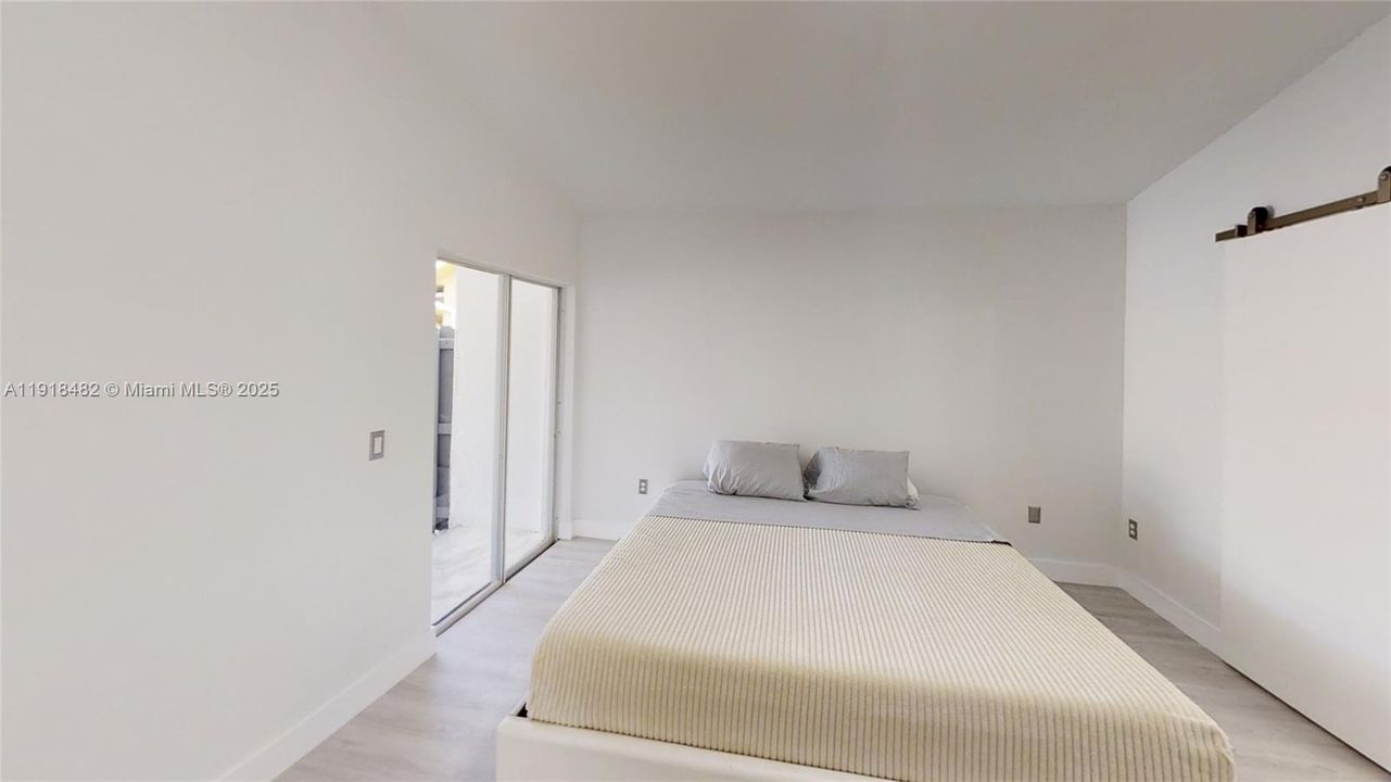 En Renta: $4,400 (3 camas, 2 baños, 1700 Pies cuadrados)