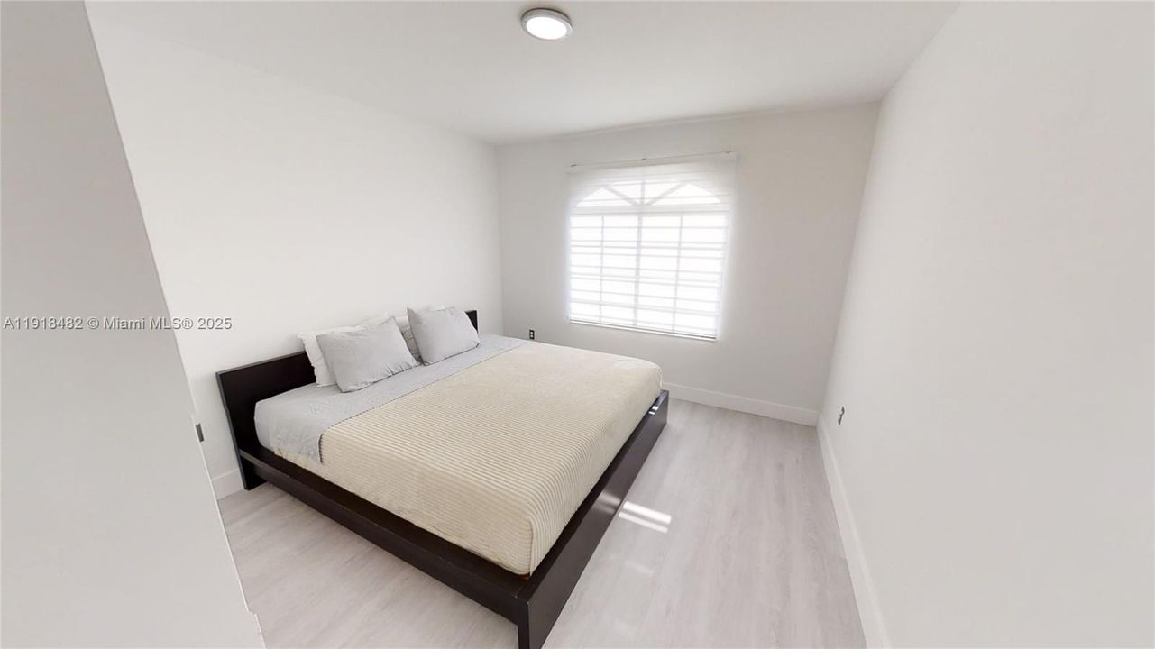 En Renta: $4,400 (3 camas, 2 baños, 1700 Pies cuadrados)