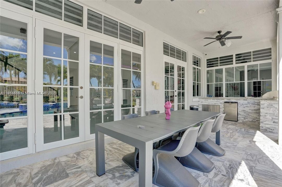 For Sale: $1,699,000 (7 beds, 5 baths, 5585 Square Feet)