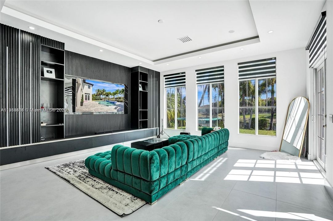 For Sale: $1,699,000 (7 beds, 5 baths, 5585 Square Feet)