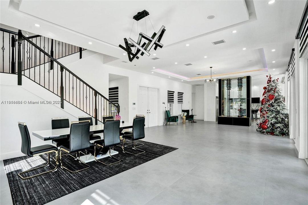 For Sale: $1,699,000 (7 beds, 5 baths, 5585 Square Feet)