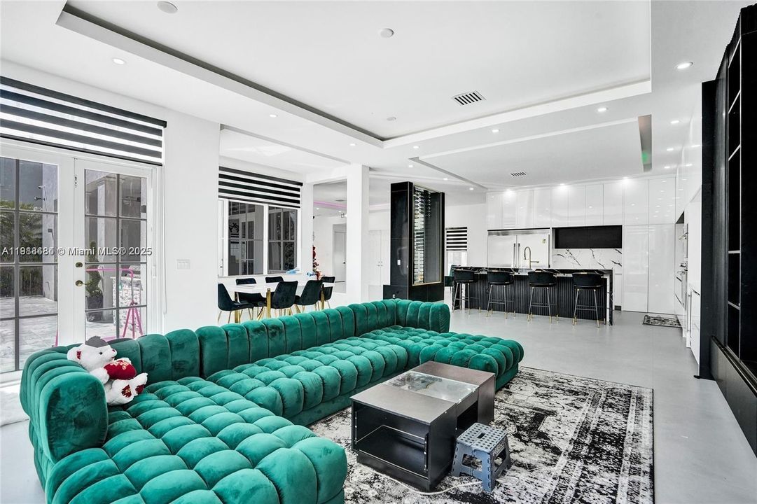 For Sale: $1,699,000 (7 beds, 5 baths, 5585 Square Feet)