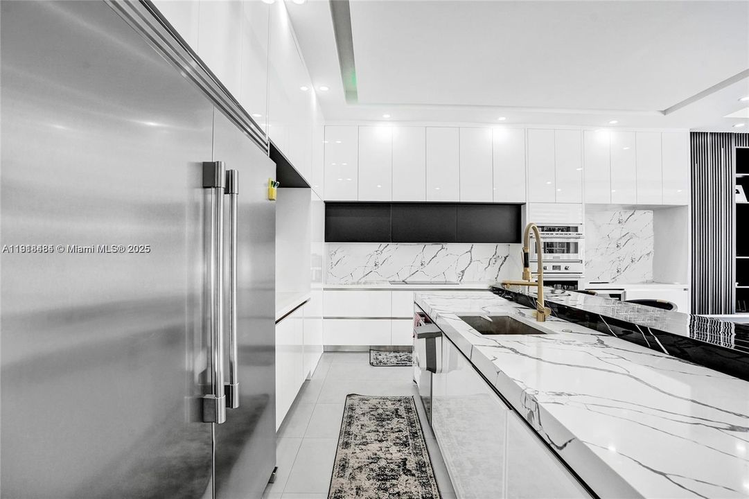 For Sale: $1,699,000 (7 beds, 5 baths, 5585 Square Feet)