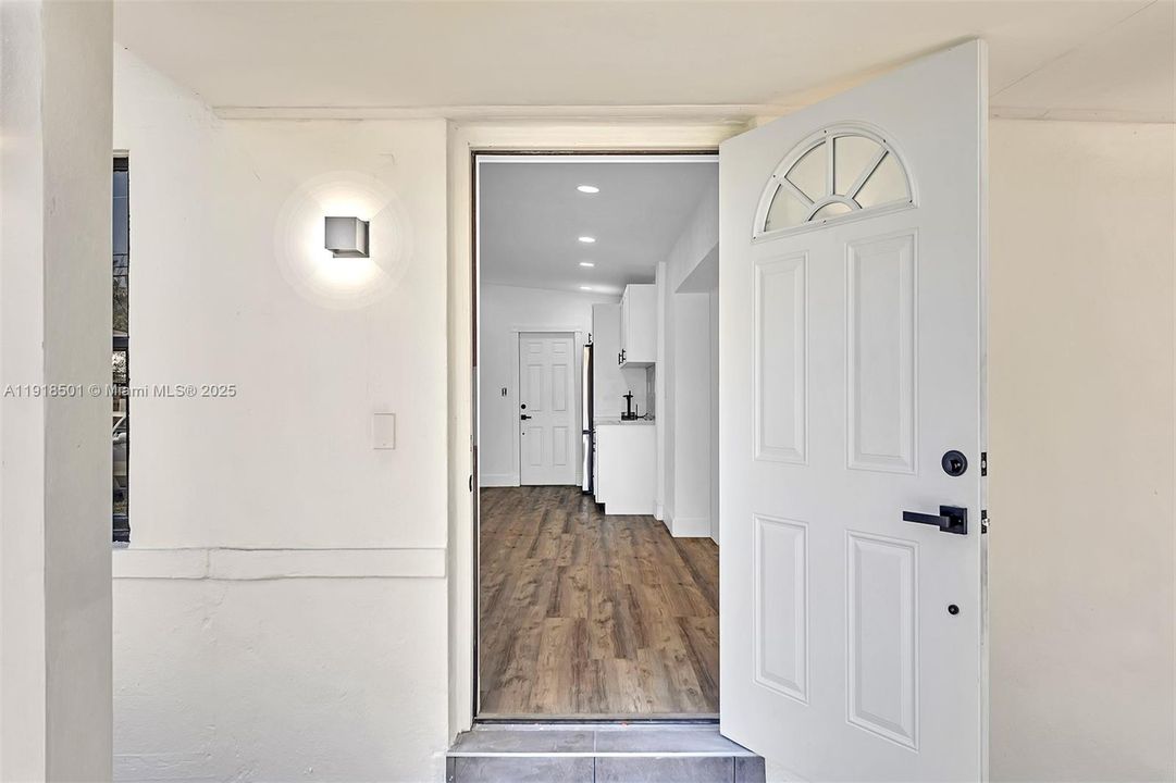 待售: $585,000 (3 贝兹, 2 浴室, 1254 平方英尺)