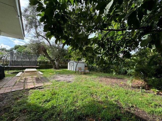 待售: $585,000 (3 贝兹, 2 浴室, 1254 平方英尺)