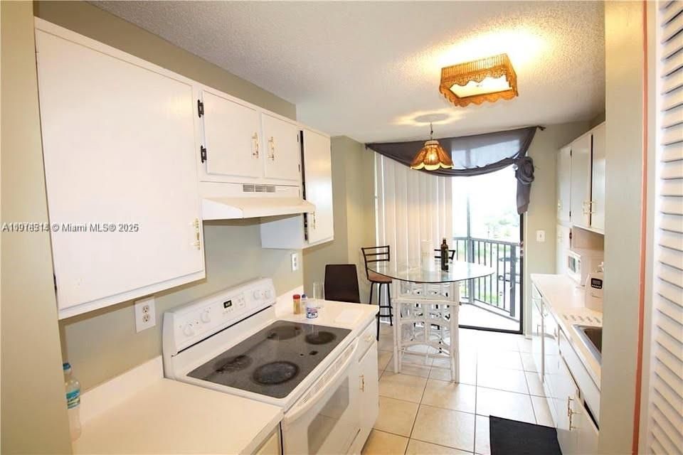 For Rent: $1,650 (1 beds, 1 baths, 850 Square Feet)