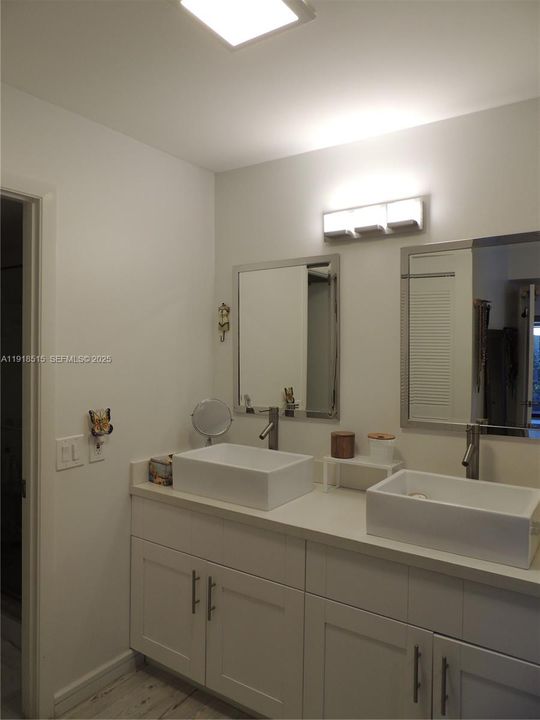 En Venta: $319,000 (3 camas, 2 baños, 1411 Pies cuadrados)