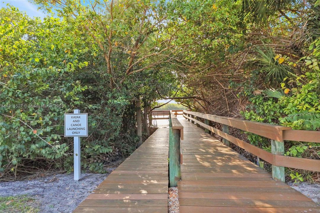 В аренду: $4,800 (3 спален, 2 ванн, 1724 Квадратных фут)