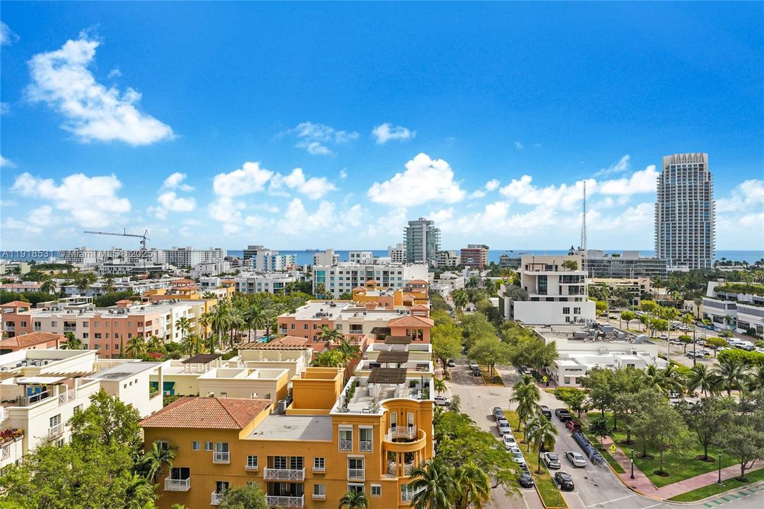 For Sale: $980,000 (2 beds, 2 baths, 1080 Square Feet)