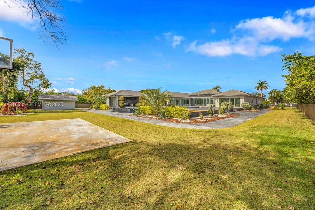 待售: $5,789,000 (6 贝兹, 6 浴室, 6566 平方英尺)