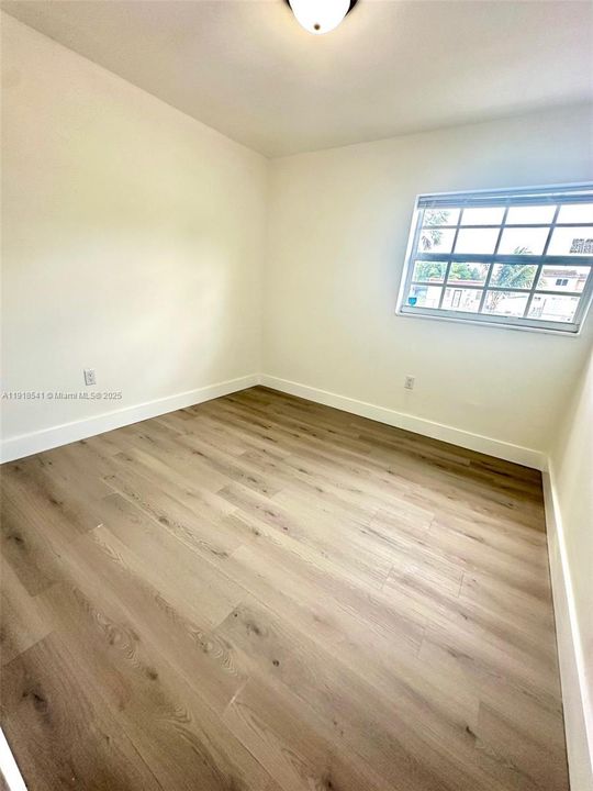 待售: $395,000 (3 贝兹, 2 浴室, 1152 平方英尺)