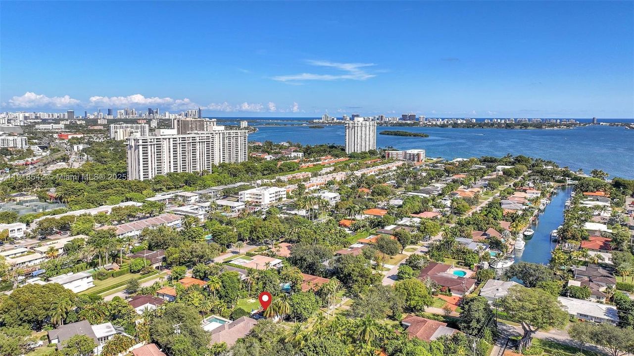 For Sale: $1,598,000 (3 beds, 3 baths, 1609 Square Feet)