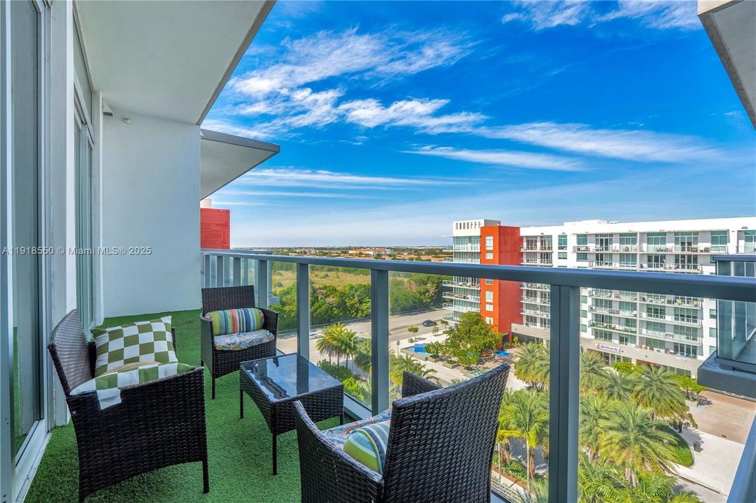 En Venta: $450,000 (2 camas, 2 baños, 1130 Pies cuadrados)