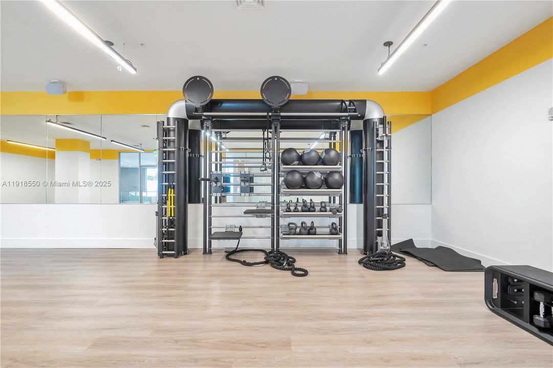 En Venta: $450,000 (2 camas, 2 baños, 1130 Pies cuadrados)