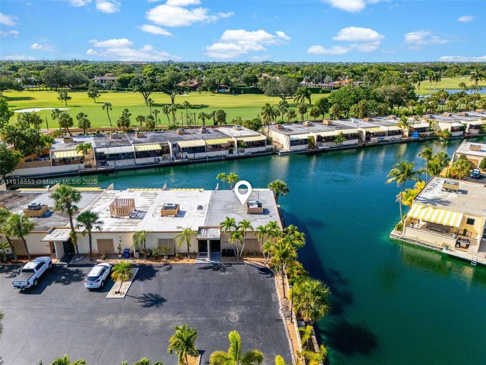 合同活跃: $3,000 (3 贝兹, 2 浴室, 1460 平方英尺)