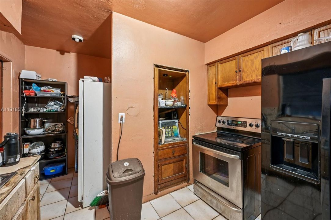 En Venta: $460,000 (3 camas, 2 baños, 1200 Pies cuadrados)