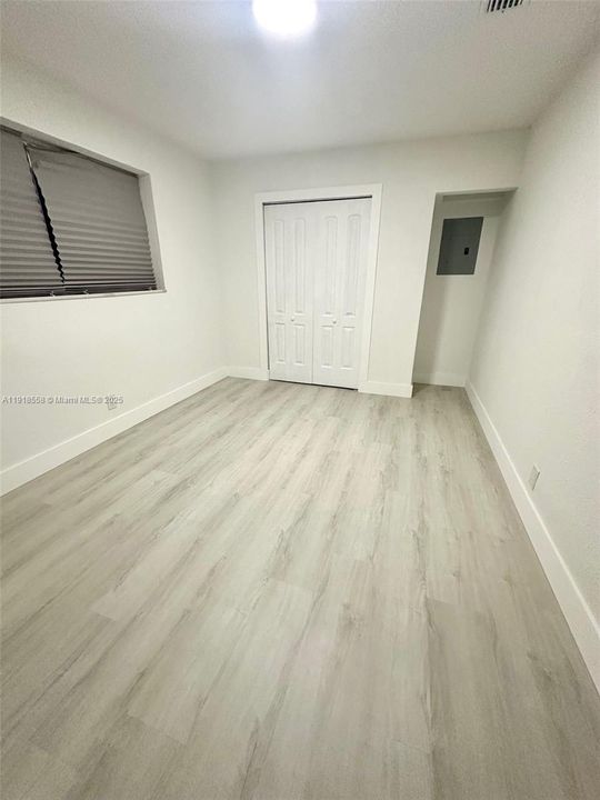 For Sale: $485,000 (3 beds, 2 baths, 1272 Square Feet)