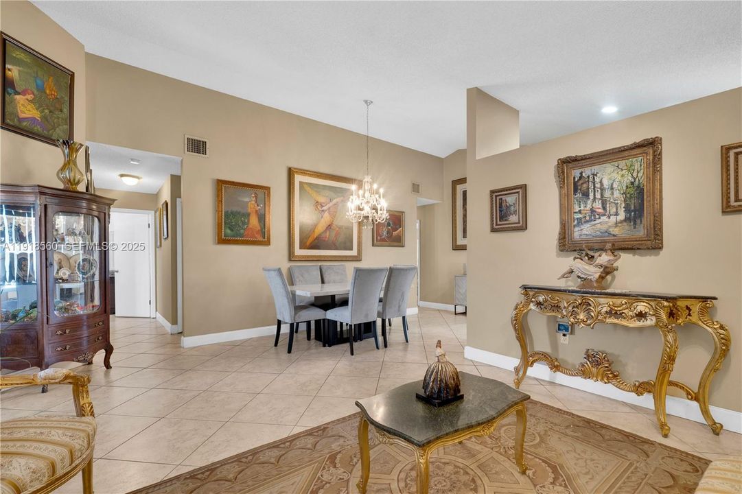 For Sale: $660,000 (3 beds, 2 baths, 1733 Square Feet)