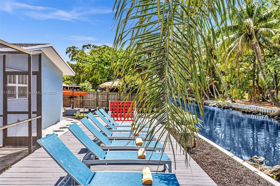 For Rent: $6,500 (5 beds, 3 baths, 2390 Square Feet)