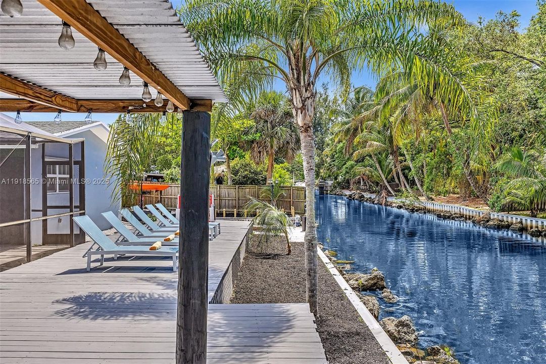 For Rent: $6,500 (5 beds, 3 baths, 2390 Square Feet)