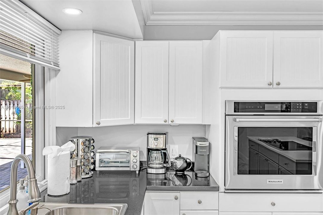 For Rent: $6,500 (5 beds, 3 baths, 2390 Square Feet)