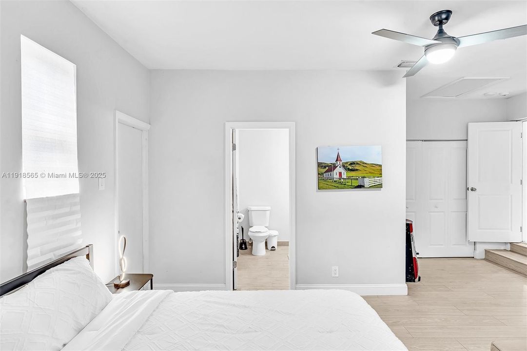 For Rent: $6,500 (5 beds, 3 baths, 2390 Square Feet)