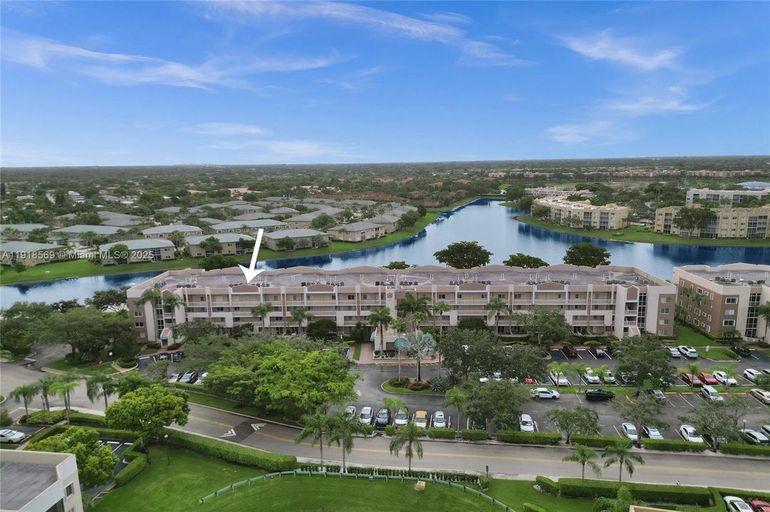 For Sale: $294,800 (2 beds, 2 baths, 1500 Square Feet)