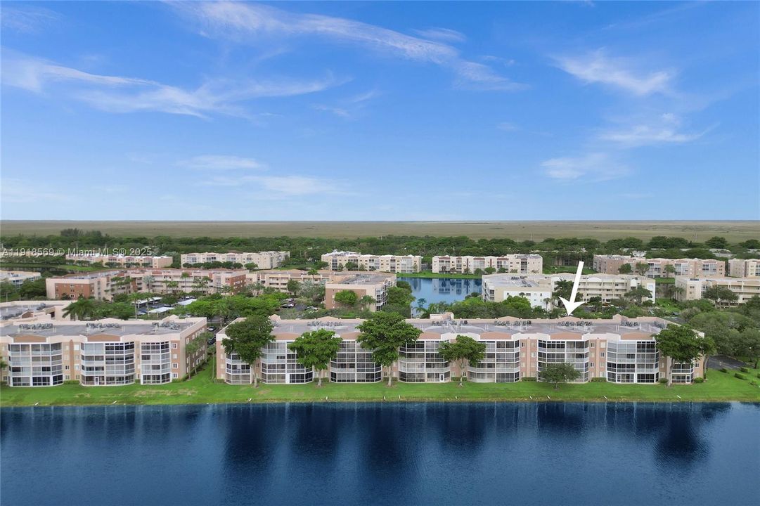 For Sale: $294,800 (2 beds, 2 baths, 1500 Square Feet)