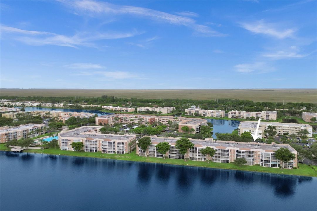 For Sale: $294,800 (2 beds, 2 baths, 1500 Square Feet)