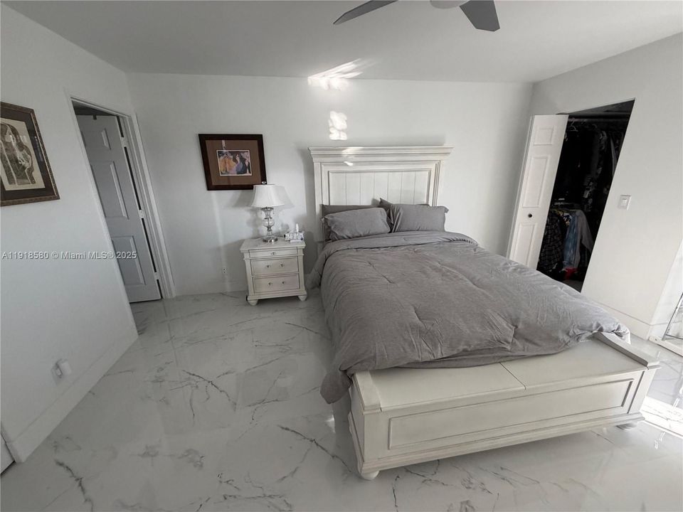 For Rent: $2,950 (2 beds, 2 baths, 1230 Square Feet)