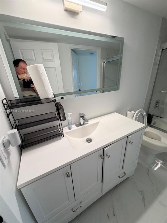 For Rent: $2,950 (2 beds, 2 baths, 1230 Square Feet)