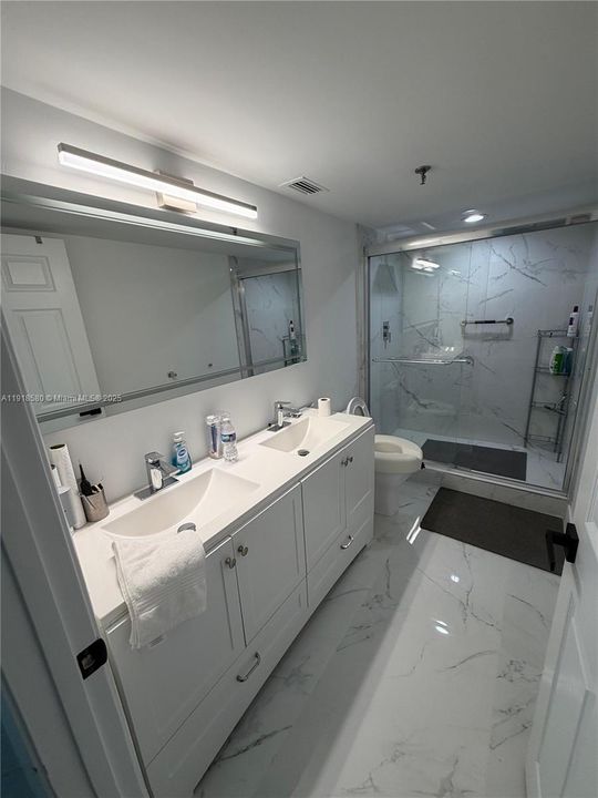 For Rent: $2,950 (2 beds, 2 baths, 1230 Square Feet)