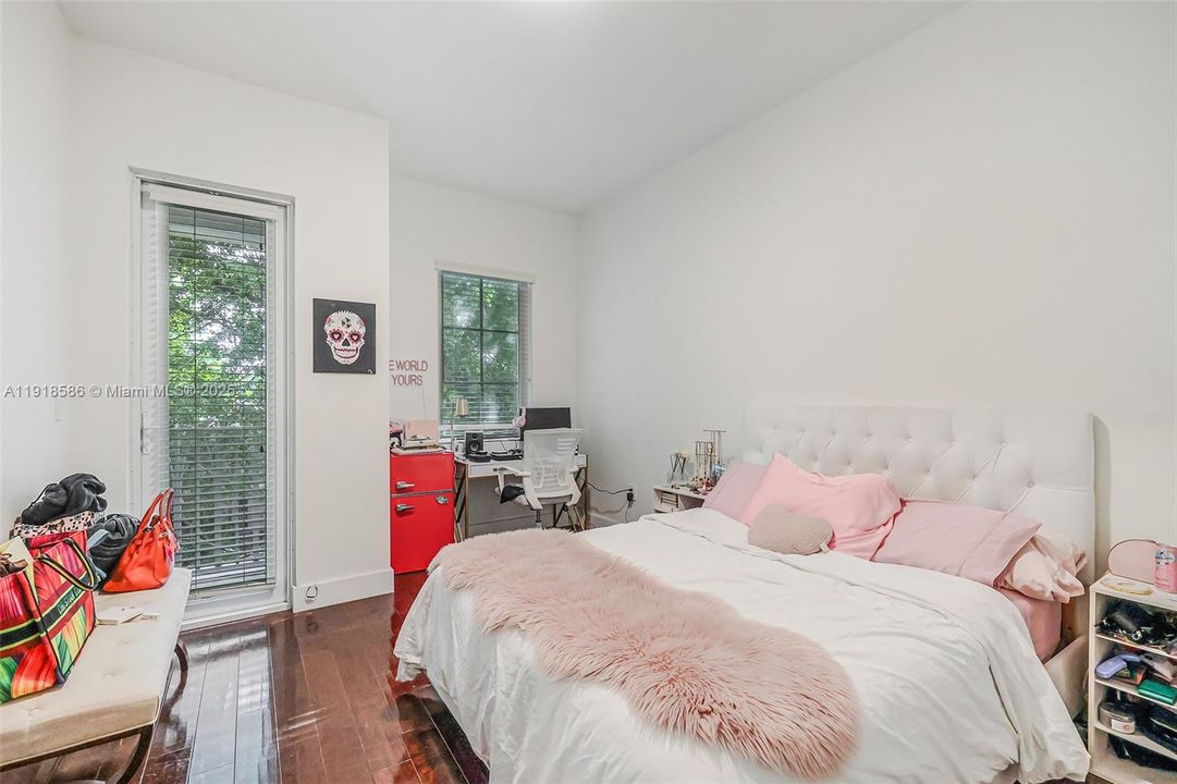 待售: $3,299,000 (3 贝兹, 3 浴室, 3304 平方英尺)