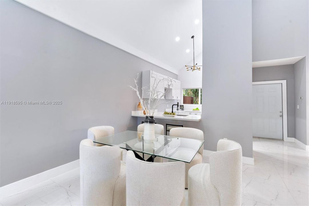 For Sale: $544,000 (5 beds, 2 baths, 1873 Square Feet)