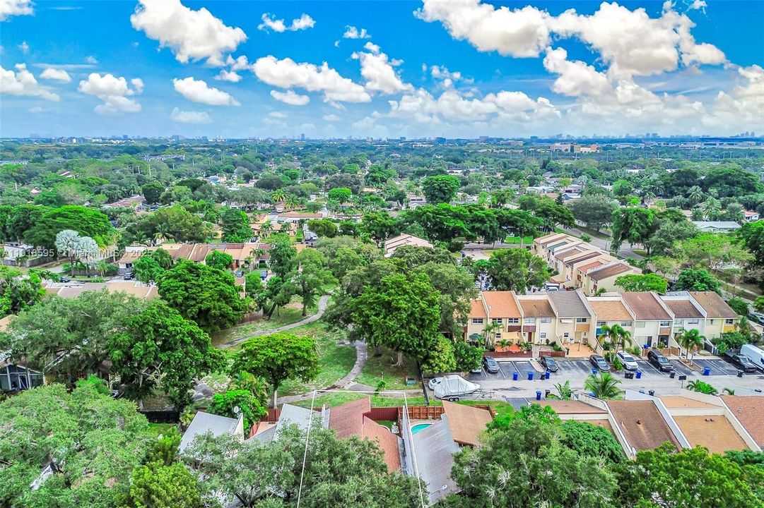 For Sale: $544,000 (5 beds, 2 baths, 1873 Square Feet)