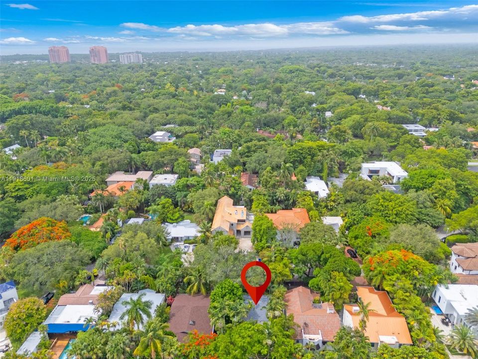 For Rent: $6,000 (2 beds, 1 baths, 1087 Square Feet)