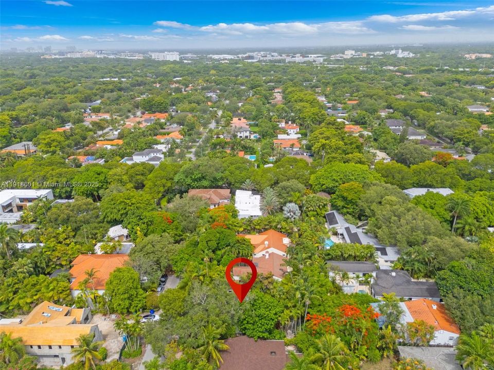 For Rent: $6,000 (2 beds, 1 baths, 1087 Square Feet)