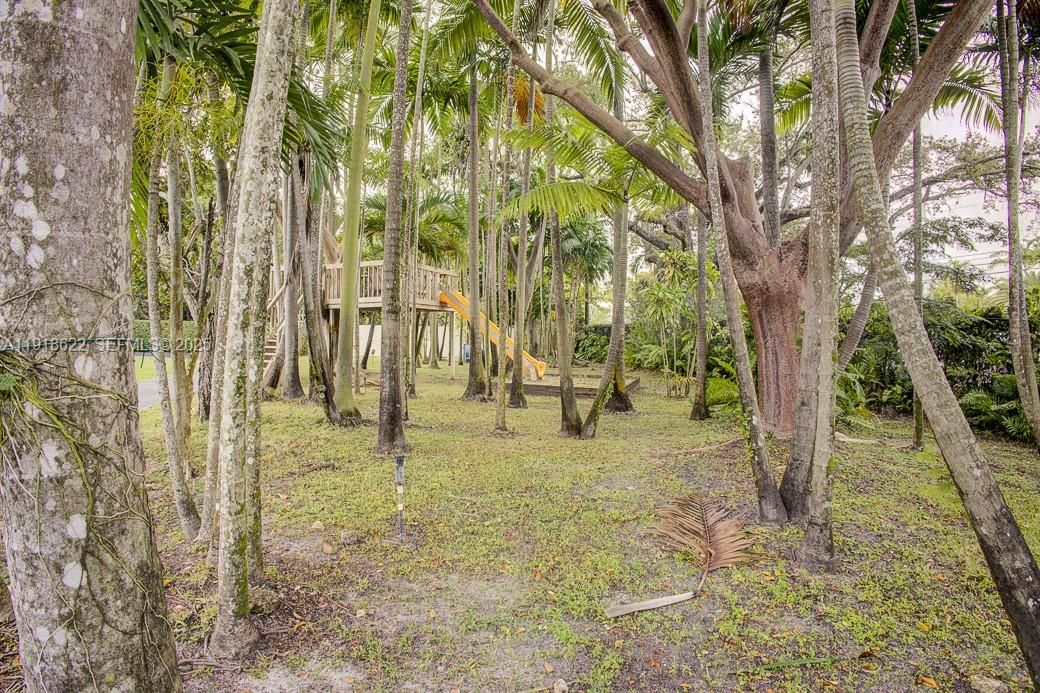 На продажу: $2,849,000 (3 спален, 3 ванн, 3647 Квадратных фут)