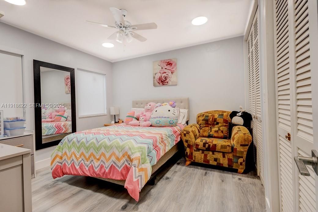 На продажу: $2,849,000 (3 спален, 3 ванн, 3647 Квадратных фут)