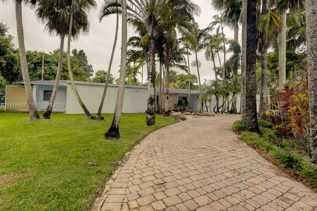 На продажу: $2,849,000 (3 спален, 3 ванн, 3647 Квадратных фут)