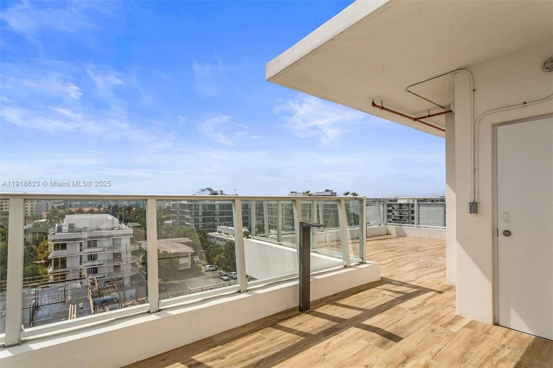 For Sale: $1,585,200 (4 beds, 3 baths, 1972 Square Feet)