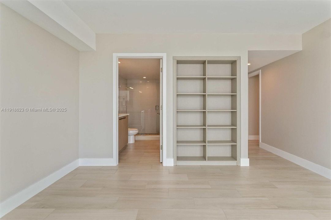 For Sale: $1,585,200 (4 beds, 3 baths, 1972 Square Feet)