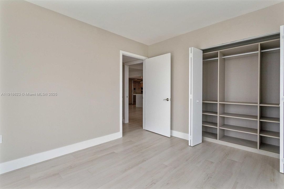 For Sale: $1,585,200 (4 beds, 3 baths, 1972 Square Feet)