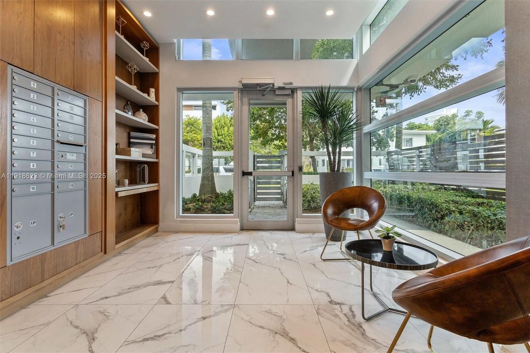 For Sale: $1,585,200 (4 beds, 3 baths, 1972 Square Feet)