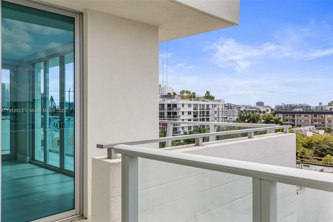 For Sale: $1,585,200 (4 beds, 3 baths, 1972 Square Feet)