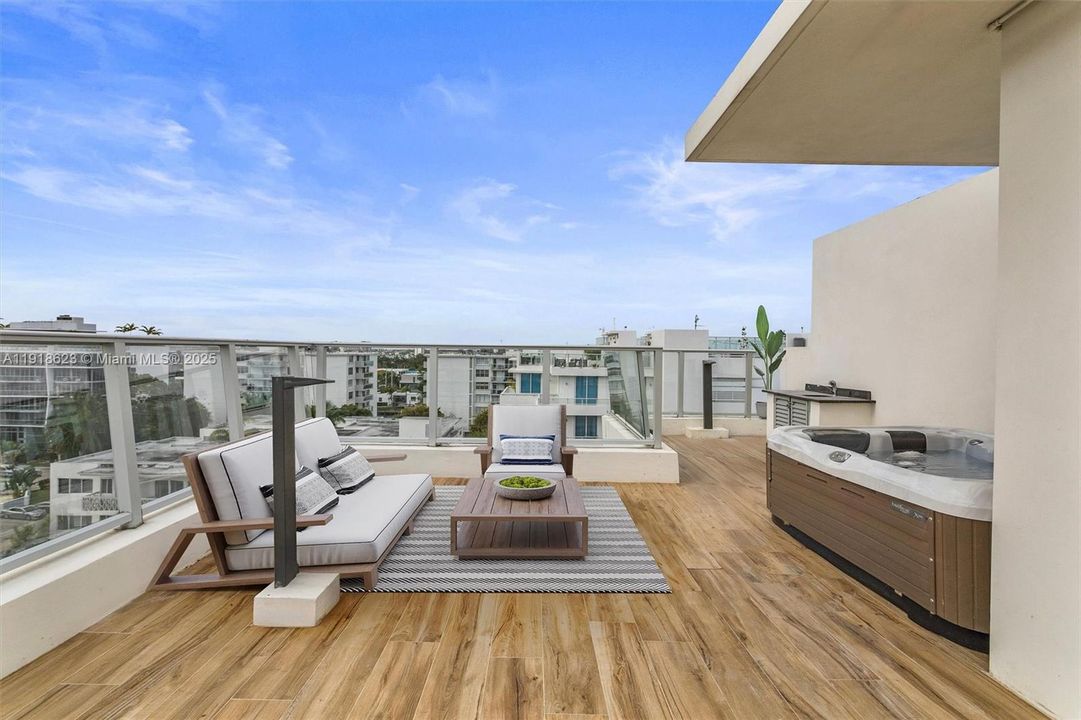 For Sale: $1,585,200 (4 beds, 3 baths, 1972 Square Feet)