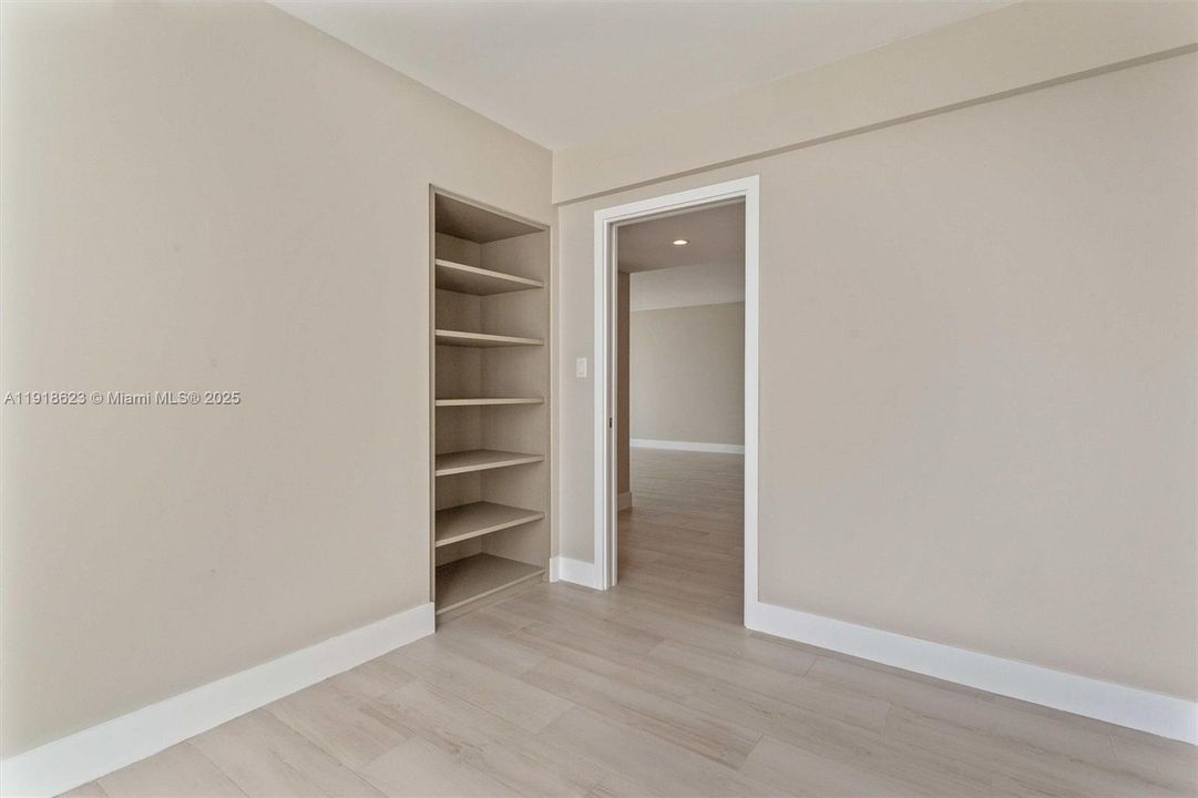 For Sale: $1,585,200 (4 beds, 3 baths, 1972 Square Feet)